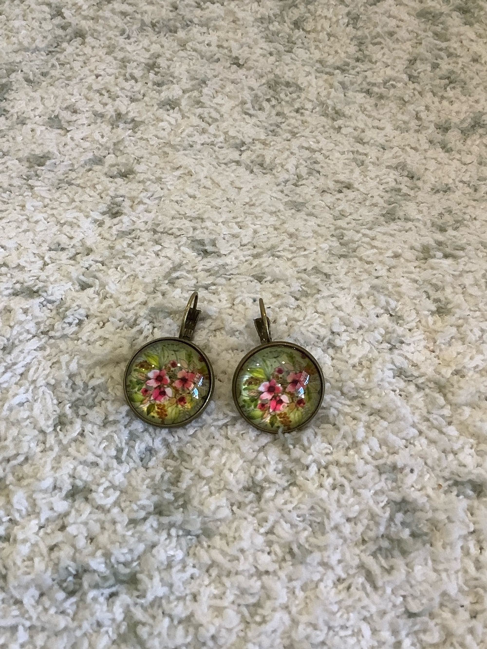 Tropical Pink Lime Floral Glass Cabachon Pierced Earrings NWT .75”